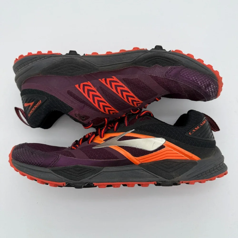 Brooks Cascadia 12 Trail Running Shoes Womens 9.5 Plum Orange Black 1202331B604